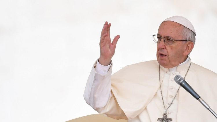  Papa Françesku në prag të shtegtimit në Gjenevë