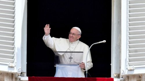 Pope at Angelus: ‘in every human person there is the imprint of God'