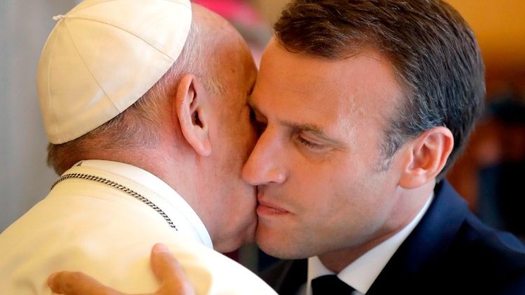 Påven tog emot Frankrikes president Macron 