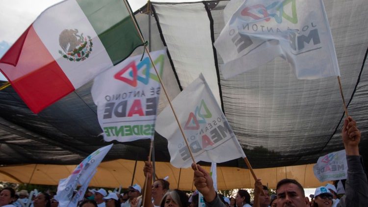 Des militants de la coalition «Tous pour le Mexique» le 27 juin 2018 à Saltillo. 