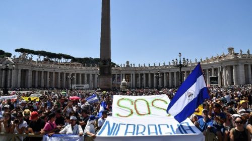 Papa: apoio ao diálogo e à democracia na Nicarágua