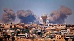 topshot-syria-conflict-daraa-1530810594080.jpg