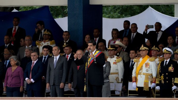 Das Regime von Präsident Maduro (Mitte) am 5. Juli bei einer Parade zum Unabhängigkeitstag