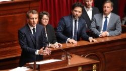 france-politics-parliament-congress-1531152447017.jpg