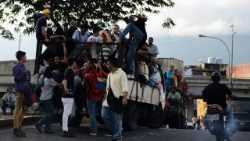 venezuela-crisis-transport-1531188153140.jpg