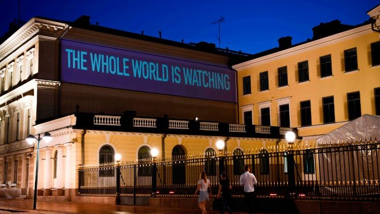 Le palais présidentiel à Helsinki le 15 juillet 2018, «Le monde entier regarde».
