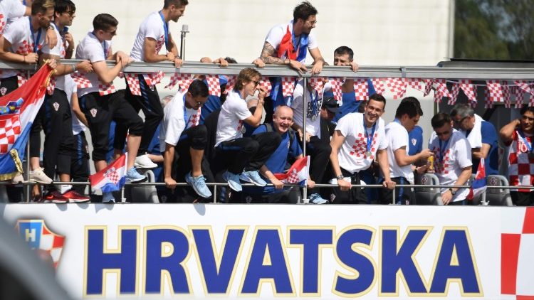 Povratak hrvatske nogometne reprezentacije iz Moskve u Zagreb