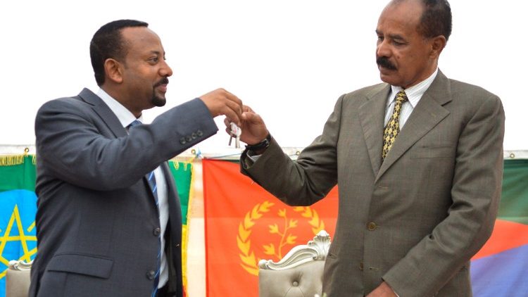 La rencontre entre le Premier ministre éthiopien et le président érythréen, vendredi 13 juillet 2018 à Addis Abeba.