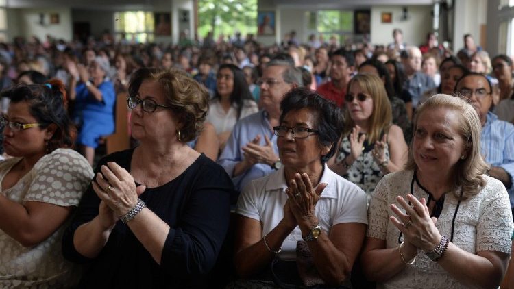 Les fidèles rassemblés dans l'église de la Miséricorde de Managua, au Nicaragua, le 20 juillet 2018.