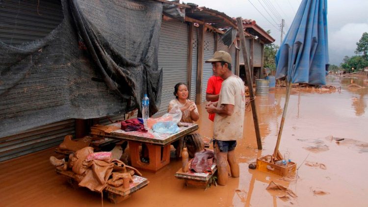 Residents of a village in Attapeu province of Laos after the dam disaster. 