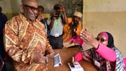 comoros-politics-referendum-constitution-1532940242676.jpg