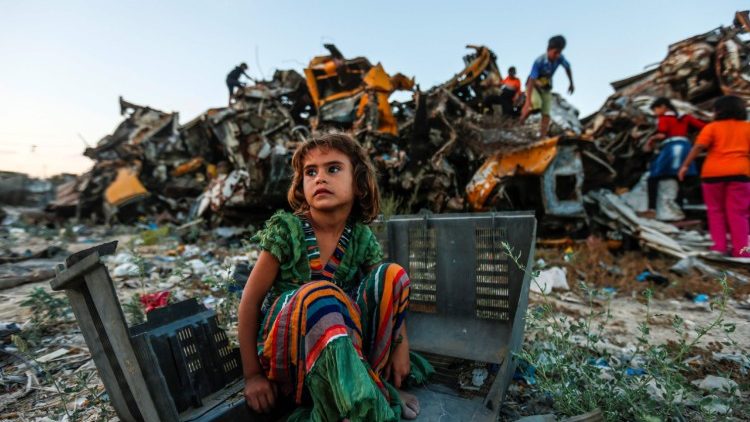 TOPSHOT-PALESTINIAN-ISRAEL-GAZA-CHILDREN-POVERTY