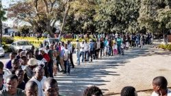 zimbabwe-vote-elections-1532939070878.jpg