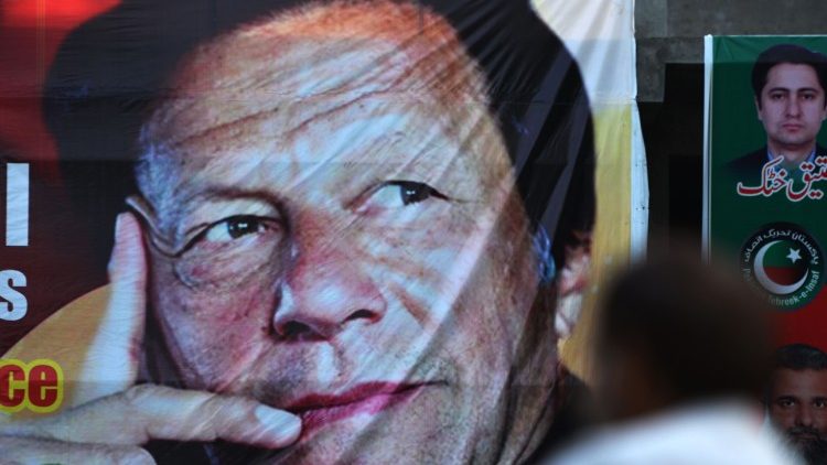 Imran Khan auf einem Wahlplakat