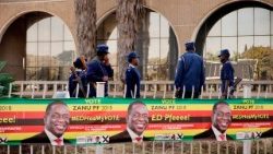 zimbabwe-politics-vote-1533124752816.jpg