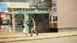 zimbabwe-vote-unrest-1533132544875.jpg