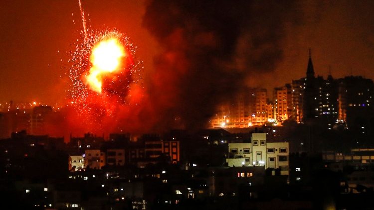 الغارات الإسرائيلية في قطاع غزة