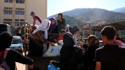 lebanon-syria-refugees-departure-1534155988014.jpg