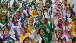 pakistan-politics-independence-1534246290959.jpg