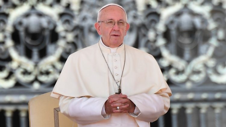 Papst Franziskus erfährt Solidarität von mehreren Bischofskonferenzen