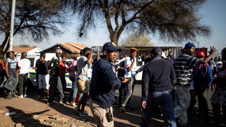 Onda de violência na África do Sul