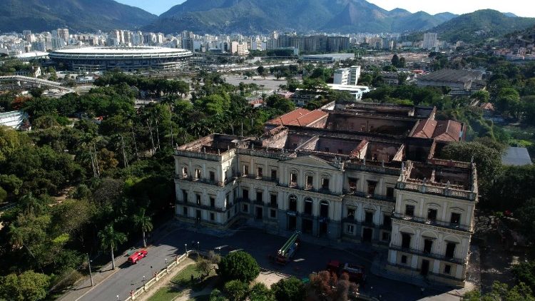 Museu Nacional do Rio de Janeiro após o incêndio