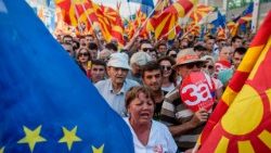 macedonia-referendum-politics-greece-vote-1537113416007.jpg