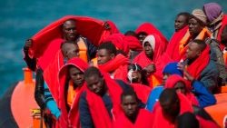 files-spain-eu-migrants-rescue-1537228917946.jpg
