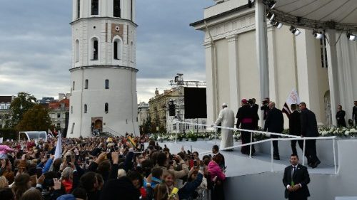 Lituania: Encuentro del Papa con los jóvenes 