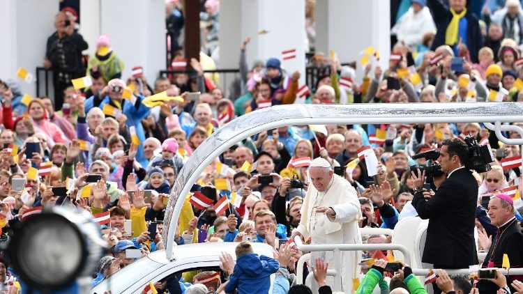 Papa Francisco no Santuário em Aglona, Letônia