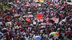 brazil-election-bolsonaro-women-protest-1538256529542.jpg