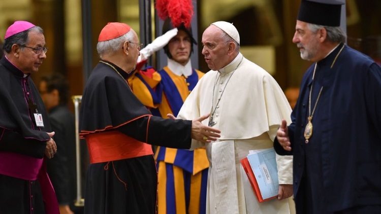 Kardinali Sako na Kardinali Baldisseri wamemshukuru sana Papa Francisko wakati wa kuhitimisha Sinodi ya Maaskofu