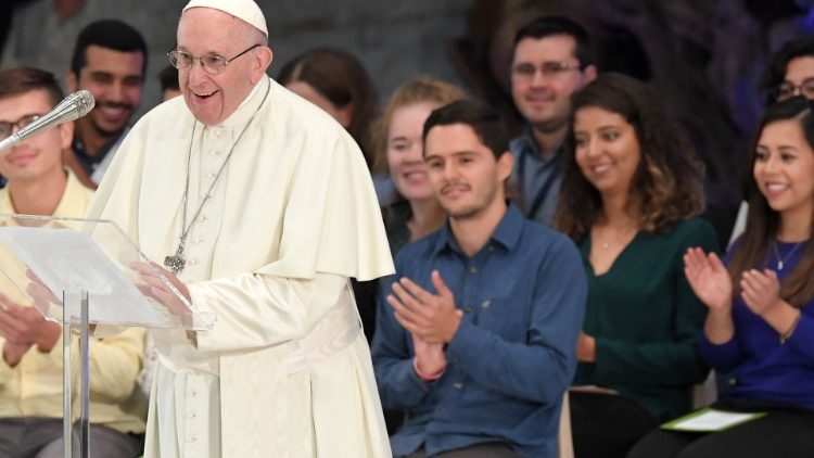 Påven under mötet med ungdomarna