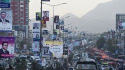 afghanistan-election-politics-1539742287229.jpg