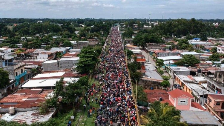 Aerial view of migrant caravan heading to the US near the Guatemala-Mexico border