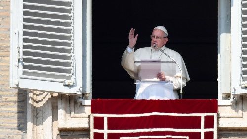 Príhovor pápeža Františka pri Anjel Pána: Služba je liek na karierizmus