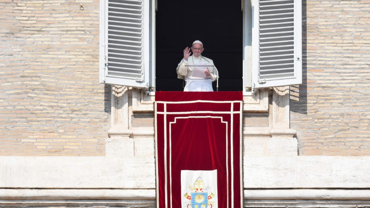 Papa:tuombe nuru ili tusifikiri kwa mantiki ya dunia, bali ya mungu - | vatican news