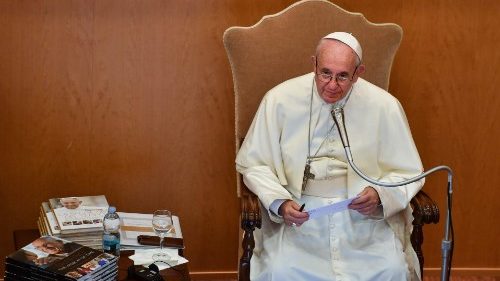 Папа: Світ потребує оновленого союзу між похилими віком та молоддю