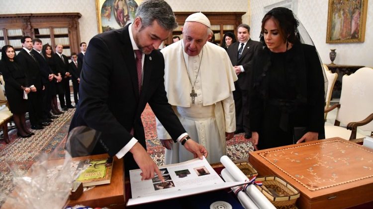 Paragvajski predsjednik Mario Abdo Benítez na audijenciji kod pape Franje; Vatikan, 5. studenoga 2018.