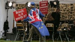 britain-politics-eu-brexit-1542374901565.jpg