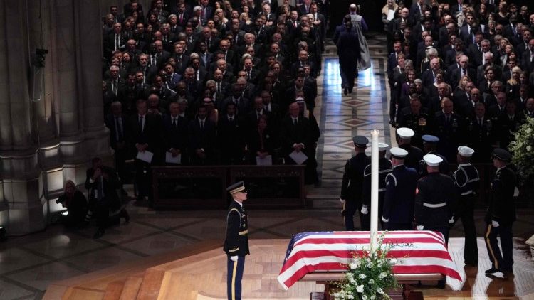 Az idősebb George Bush temetési szertartása Washingtonban