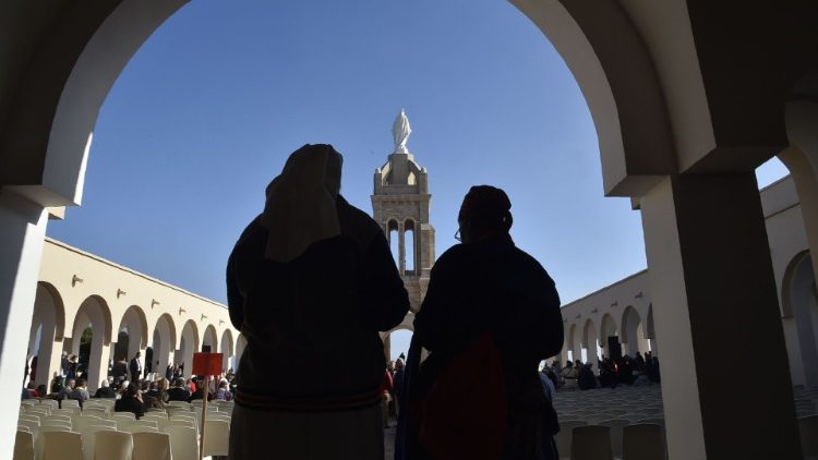 阿爾及利亞教會活動