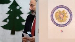 armenia-vote-1544350138337.jpg