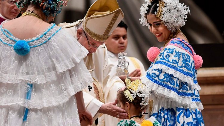 Papa Francisko anawaalika waamini kwenda kujifunza kutoka katika shule ya Bikira Maria