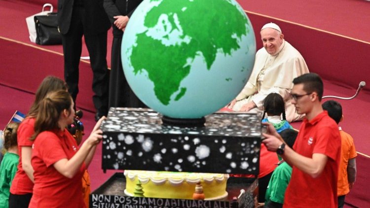 vatican-pope-audience-children-santa-marta-1544958246351.jpg