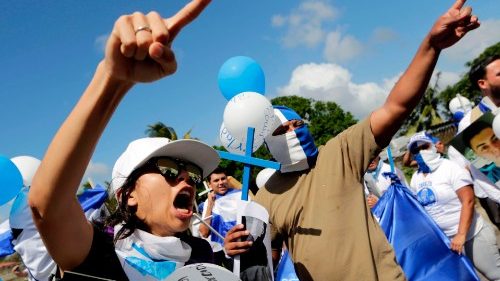 Mons. Báez pide detener todo tipo violencia en medio de la crisis en Nicaragua