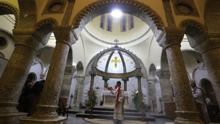 Misa u crkvi svetoga ivana u Qaraqoshu (arhivska snimka)