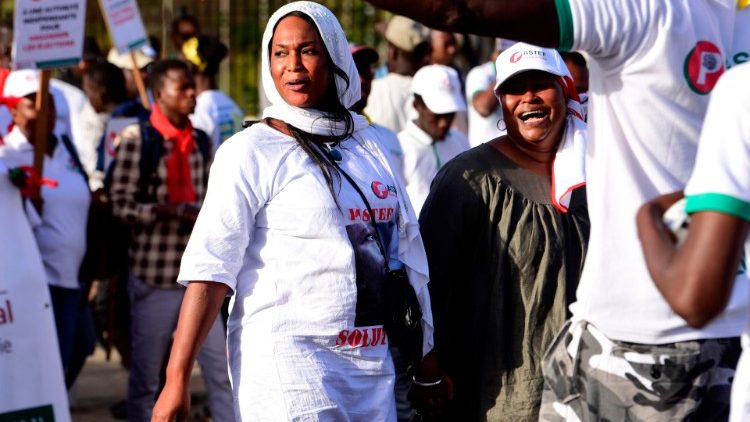 L'opposition manifestait à Dakar le 28 décembre dernier réclamant des élections transparentes en février prochain
