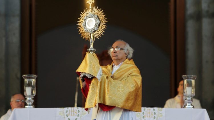 Nadbiskup Manague, kard. Leopoldo Brenes - misa za mir (01. siječnja 2019.)