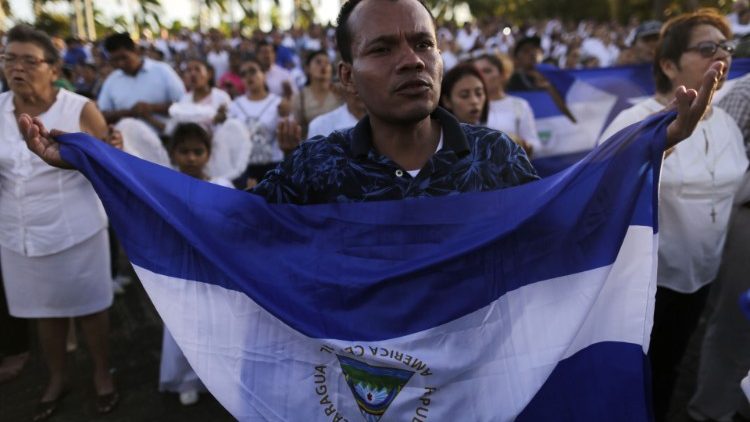 Nikaragvanski vjernici na slavlju svete mise za mir u toj zemlji (siječanj 2019.)